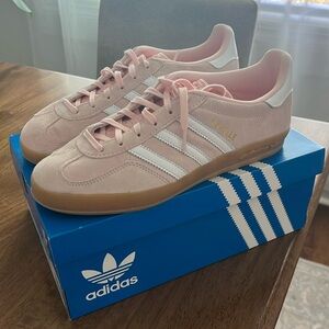 Adidas Gazelle Sandy pink suede NEW